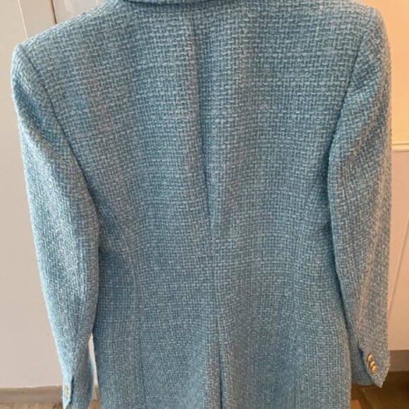 Blazer en tweed bleu ciel _ Sky Blue Tweed Blazer – Effortless Elegance - Picture 2 of 4